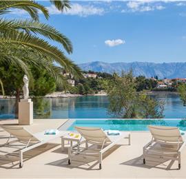 Luxury 6 Bedroom Brac Island Beach Front Villa With Heated Infinity Pool and lift near Sumartin sleeps 12